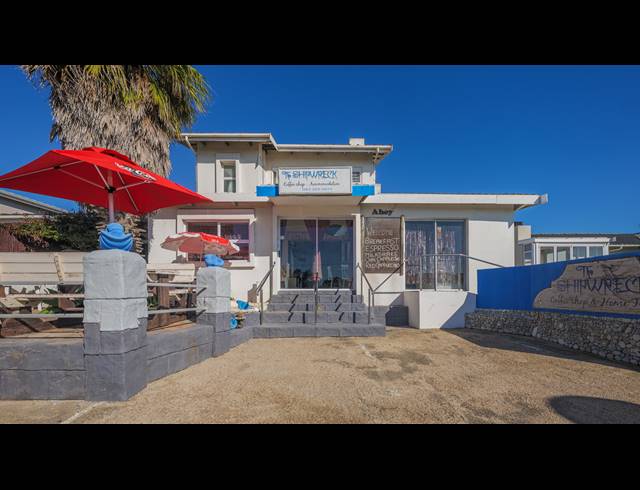 5 BEDROOM FREESTANDING FOR SALE IN OCEANVIEW HEIGHTS
